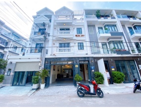 Bán nhà khu dân chư Petachim huỳnh tấn phát ,view công viên nội thất cao cấp