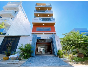 Nhà đẹp trệt lửng 2 lầu sân thượng giá rẻ quá